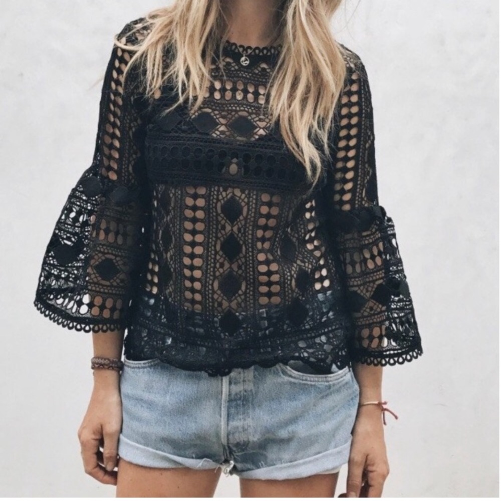 Anthropologie ELLISON Elegant Black Lace Bell Sleeve Top Sz Large